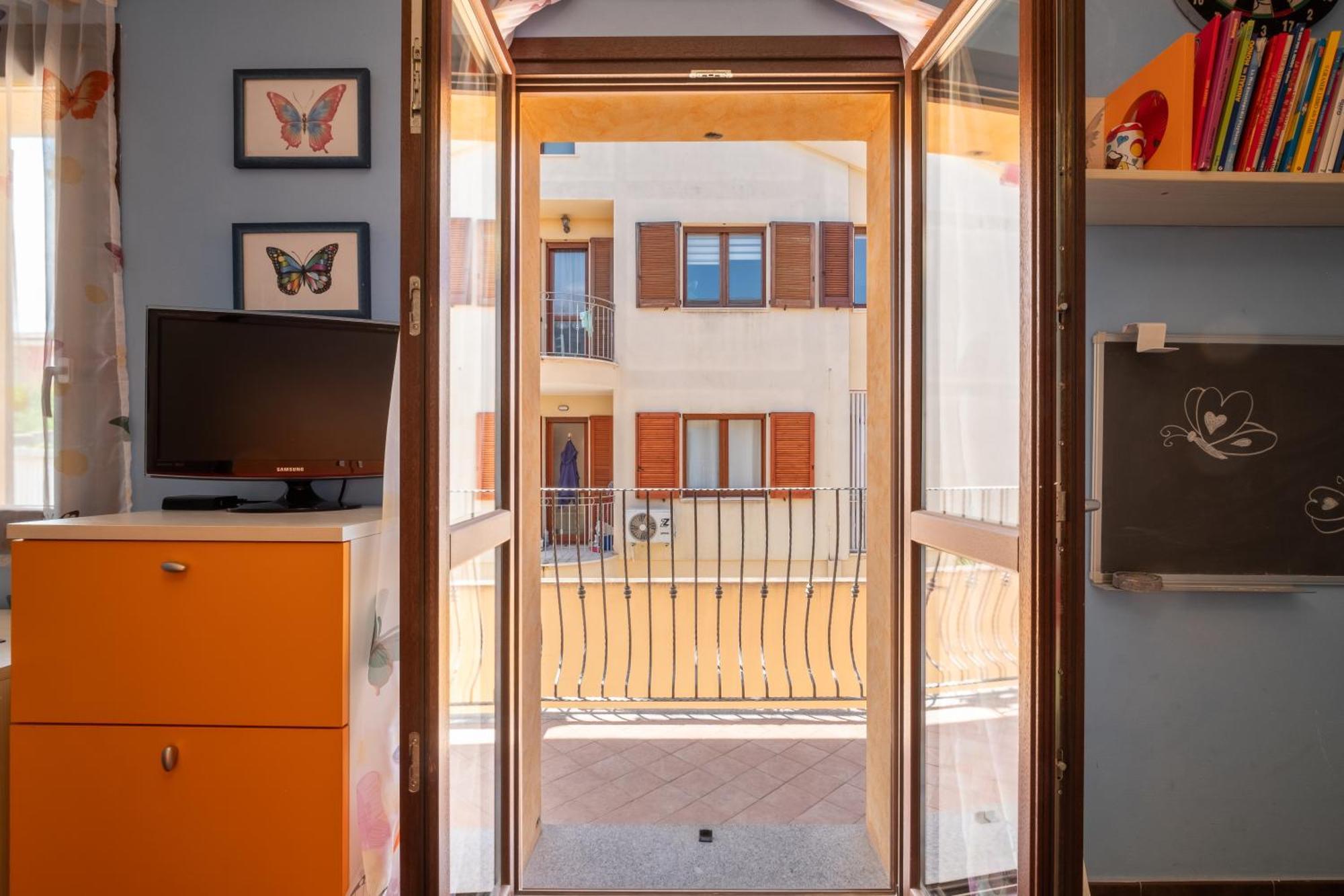 Butterfly Apartment Cagliari - Self Check-In, No Kitchen Kültér fotó